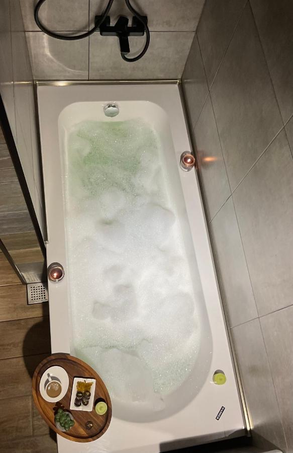 Babi Home باتومي المظهر الخارجي الصورة